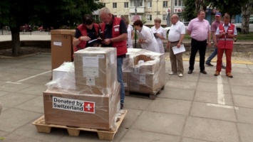 Швейцарское Агентство развития и сотрудничества передало лисичанским медикам гумпомощи на 6 млн грн