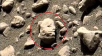 Кровавый Марс: На планете нашли оторванную голову пришельца