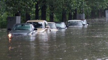 Лето отменяется: Украина уходит под воду, фото немыслимых разрушений