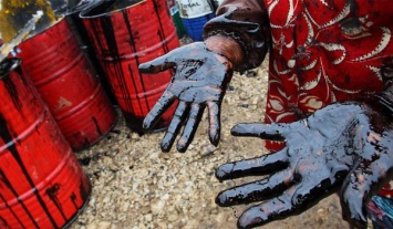Беларусь вернула в Россию 450 тыс. тонн грязной нефти