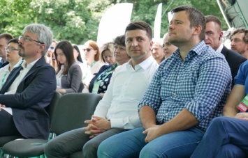 В "Слуге народа" показали предвыборную 20-ку: спортсмен, бизнесмены и советник Авакова