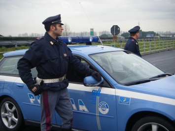 Итальянца, оскорбившего полицейских на фейсбуке, приговорили к 8000 евро штрафа