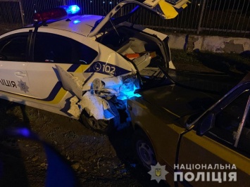 В Одесской области полицейские попали в пьяное ДТП: пострадал правоохранитель