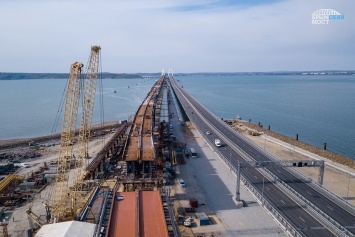 Движение поездов по Крымскому мосту откроют 9-10 декабря
