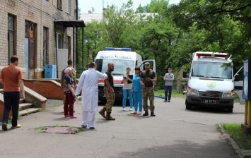 В Днепр привезли раненых в Новолуганском военных