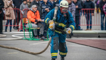 В Киеве выберут самого сильного спасателя