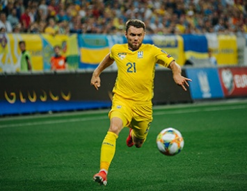 Быстрый гол позволил Украине минимально обыграть Люксембург