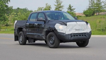 Toyota приступила к тестам гибридной модификации пикапа Tundra