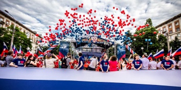 Россиян приглашают 12 июня на фестиваль "Блогеры России"