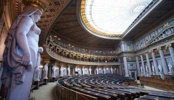 Нижняя палата парламента Австрии поддержала досрочные выборы