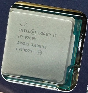 Процессоры Intel Coffee Lake Refresh степпинга R0 начали поступать в продажу