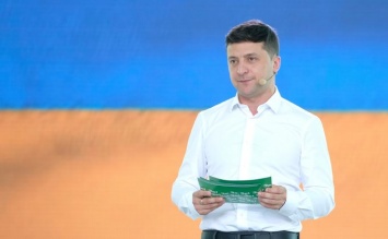 "Любят быстро, а еб*т долго": Романенко разложил по полочкам ошибки Зеленского за первые 100 дней