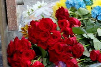 В Днепре почтили погибших украинских десантников