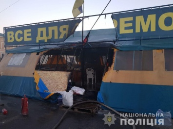 Подозреваемого в поджоге пункта волонтеров в Харькове отправили в СИЗО (видео)
