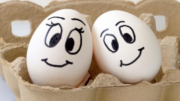 Почему в Днепре сильно дешевеют яйца: прогнозы