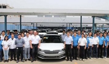В Китае стартовало производство нового Skoda Superb