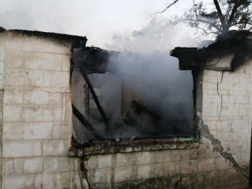 В Запорожской области сгорел частный дом, - ФОТО