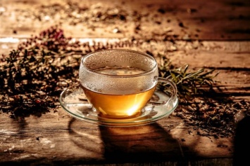 Медики рассказали об опасности травяного чая