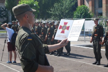 В Николаевском полку Нацгвардии молодые бойцы приняли присягу (ФОТО)