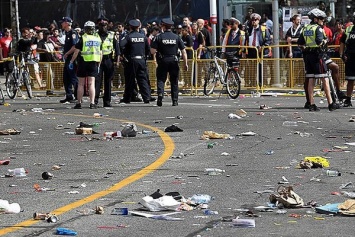 На чемпионском параде в Торонто устроили стрельбу: пострадали четверо
