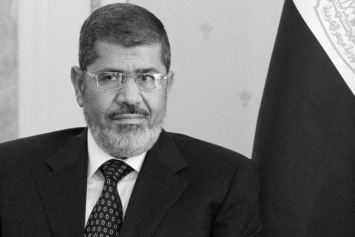 В Египте ввели режим ЧП из-за смерти Мурси