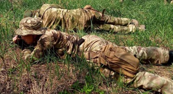 "Видишь врага - стреляй, без вариантов": войну на Донбассе показали глазами украинского снайпера