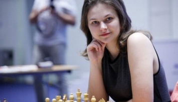 На шахматном турнире претенденток украинкам немного не хватало удачи