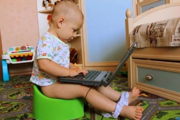 Толстые и глупые - Названы опасные последствия планшетов и телевизоров для детей