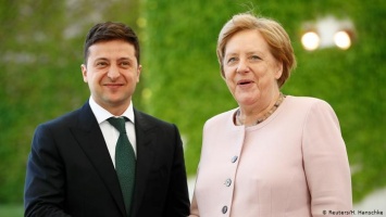 Зеленский в Берлине: Меркель на грани обморока, президент Украины ни при чем