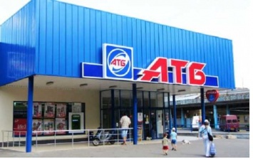В Харькове мужчина устроил проверку охране супермаркетов