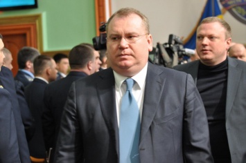 Днепряне просят оставить Валентина Резниченко губернатором области