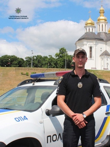 Полицейские Чернигова спасли жизнь ребенку