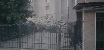 В Молдове рухнула жилая девятиэтажка (видео)