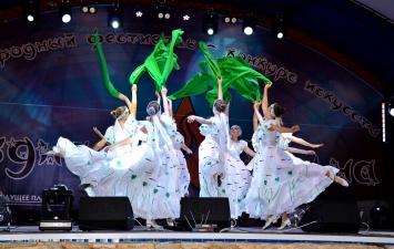 Крым в восьмой раз принимает фестиваль-конкурс искусств «Звездная волна»