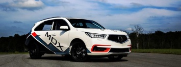 KIA представила кроссовер Seltos, новый Nissan Juke выехал на тесты, а Acura выпустила спецверсию MDX: ТОП автоновостей дня