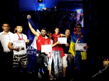 Одесситы стали призерами Чемпионата Мира по французскому боксу (фото)