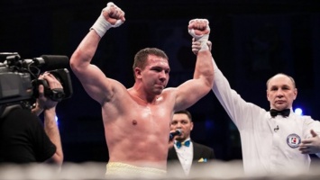 Украинский боксер Неудачин одержал третью победу в профессиональном боксе