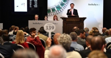 Сделка десятилетия на арт-рынке: Sotheby’s продан за $3,7 млрд и станет частной компанией