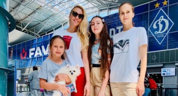 Оля Полякова отправила свою дочь в лагерь известной модели