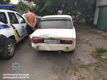 В Мариуполе пьяный водитель на "Жигулях" протаранил столб, - ФОТО