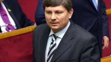 Ключевой удар военно-политической атаки Кремль наносит на Порошенко, - Герасимов