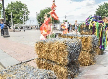 Дюк и сено: Сорочинская ярмарка привьет Одессе дух украинского села