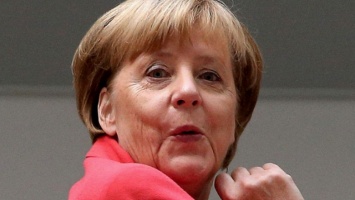 Меркель снова затрясло: с канцлером Германии произошла очередная неприятность