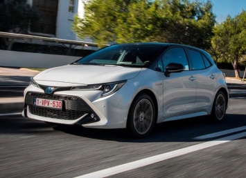 Toyota Corolla 2019 - новый образ старых традиций