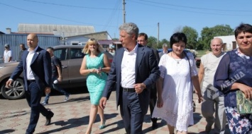 Украинский политик Юрий Бойко встретился с жителями села Великоплоское