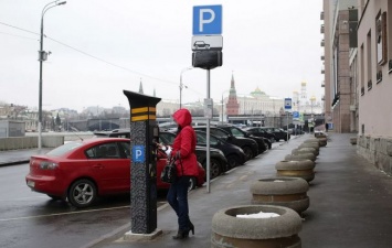 Чаще не платят за парковку автовладельцы элитных автомашин