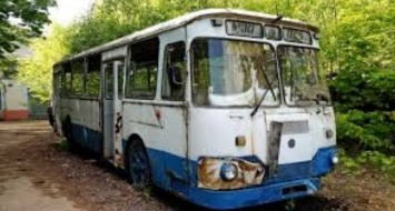 В Подмосковье нашли заброшенный автобус ЛиАЗ-677