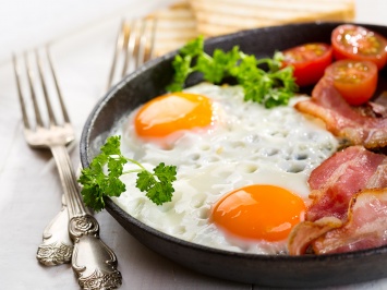 8 блюд из яиц, которые вы приготовите за 10 минут