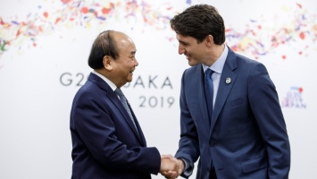 Премьер Канады оконфузился на саммите G20 (фото, видео)