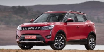 Компакт-кросс Mahindra XUV300 обзавелся новой доступной модификацией